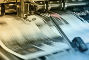 máquina de impressão de jornal