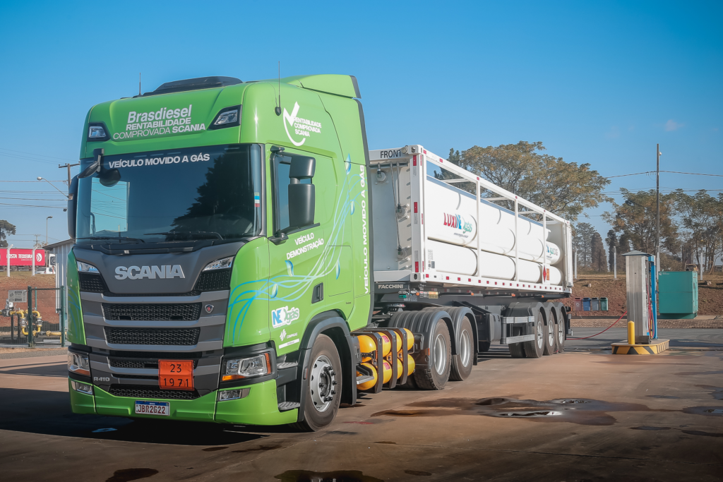 COMPAGAS E NEOGÁS TESTAM SOLUÇÃO SUSTENTÁVEL PARA LEVAR GÁS NATURAL AO INTERIOR DO PARANÁ